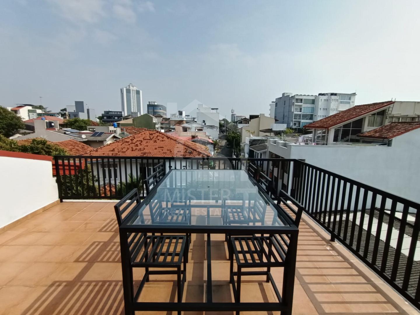 Private Apartment for Rent in Colombo 05- image 6