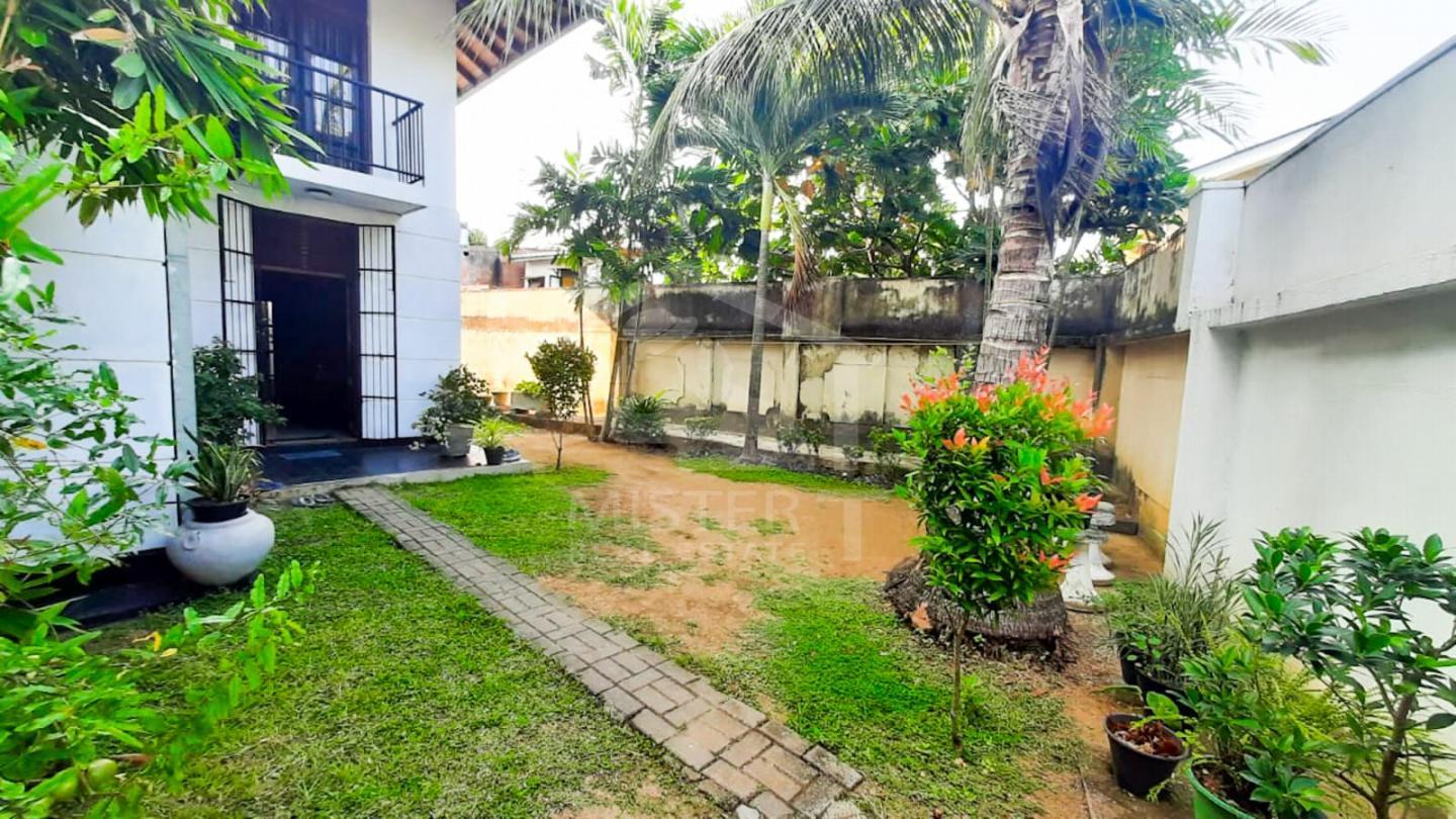 House for Sale in Mount Lavinia- image 10