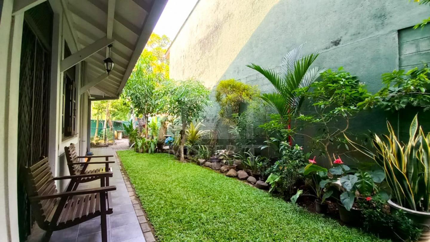 House for Sale in Battaramulla- image 10