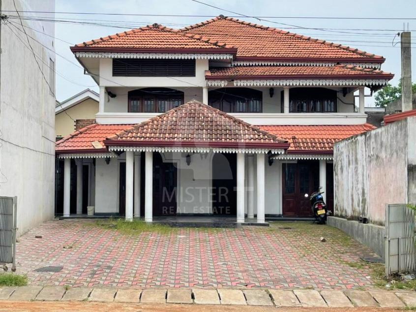 Commercial Property For Sale In Yakkala- image 1