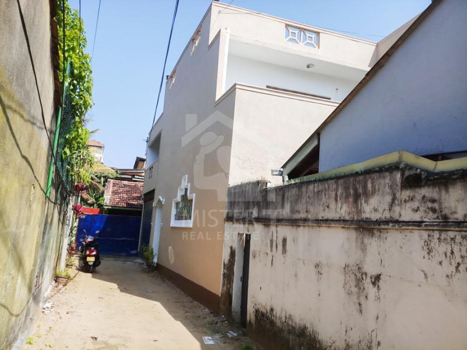 House for Sale in Dehiwala- image 1