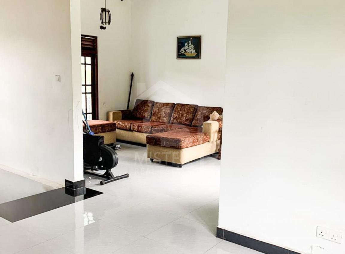 House for Sale Kesbewa- image 1