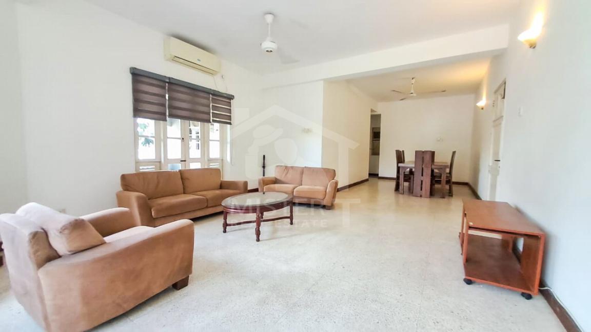 Private Condominium for Sale in Colombo 08 - image 1