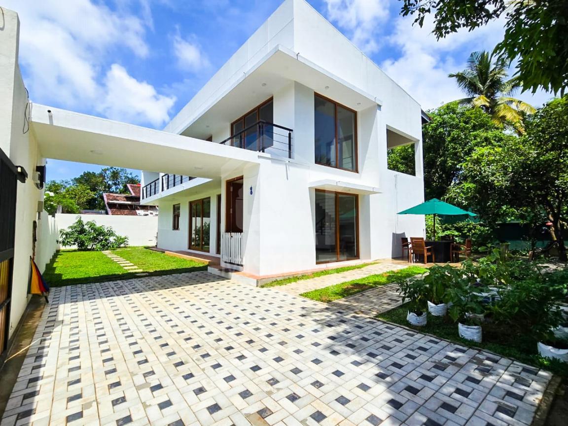 House for Sale in Moratuwa- image 1