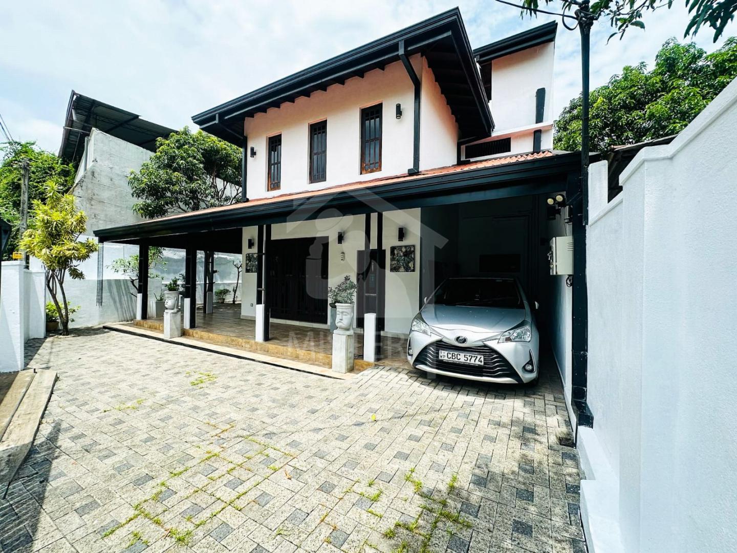 House for Sale in Wattala...