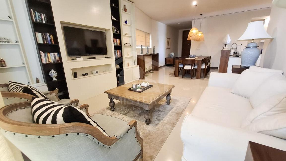 Apartment for Sale at The Grand, Colombo...