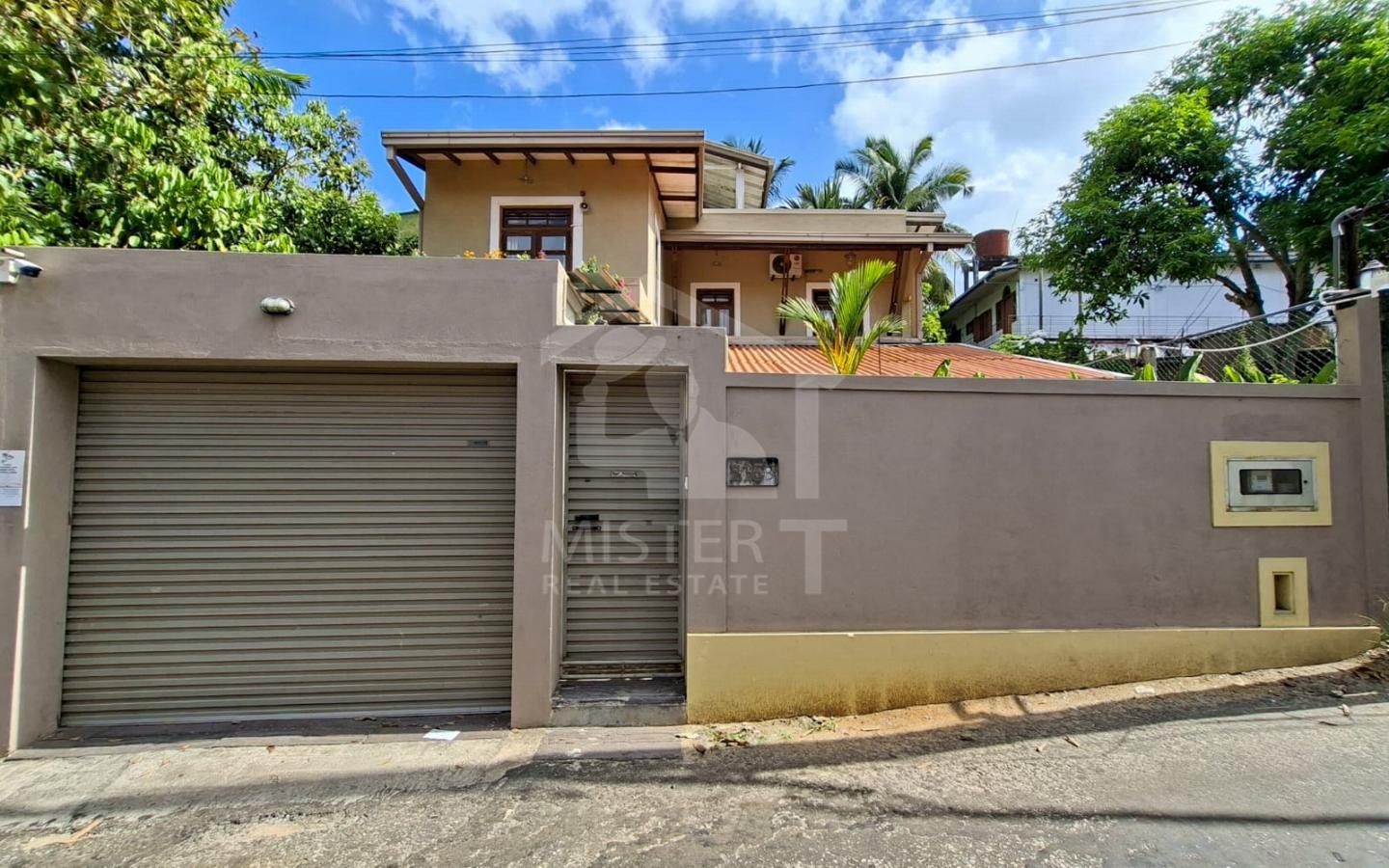 House for Sale in Dehiwala...