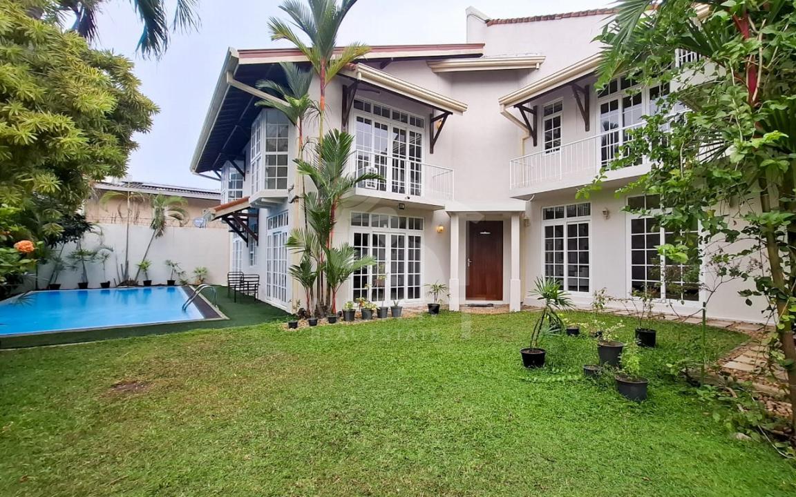 House for Sale in Colombo 05...