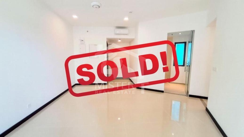 Apartment for Sale at Tri-Zen, Colombo 02- image 1