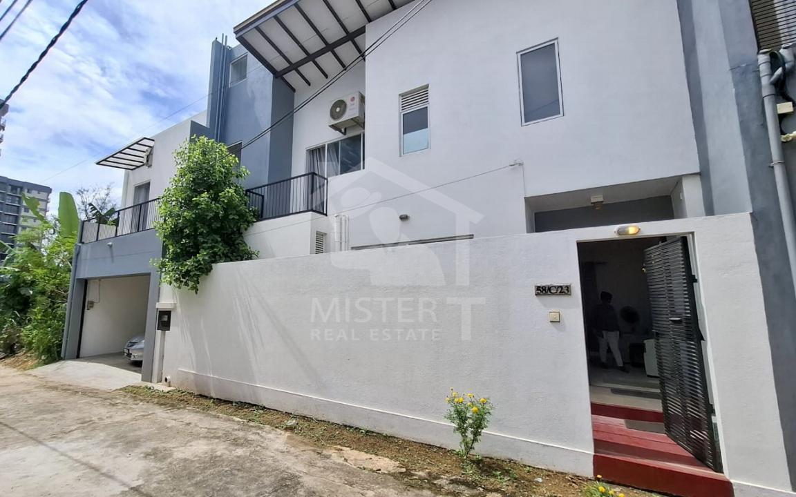 House for Sale in Pannipitiya- image 1