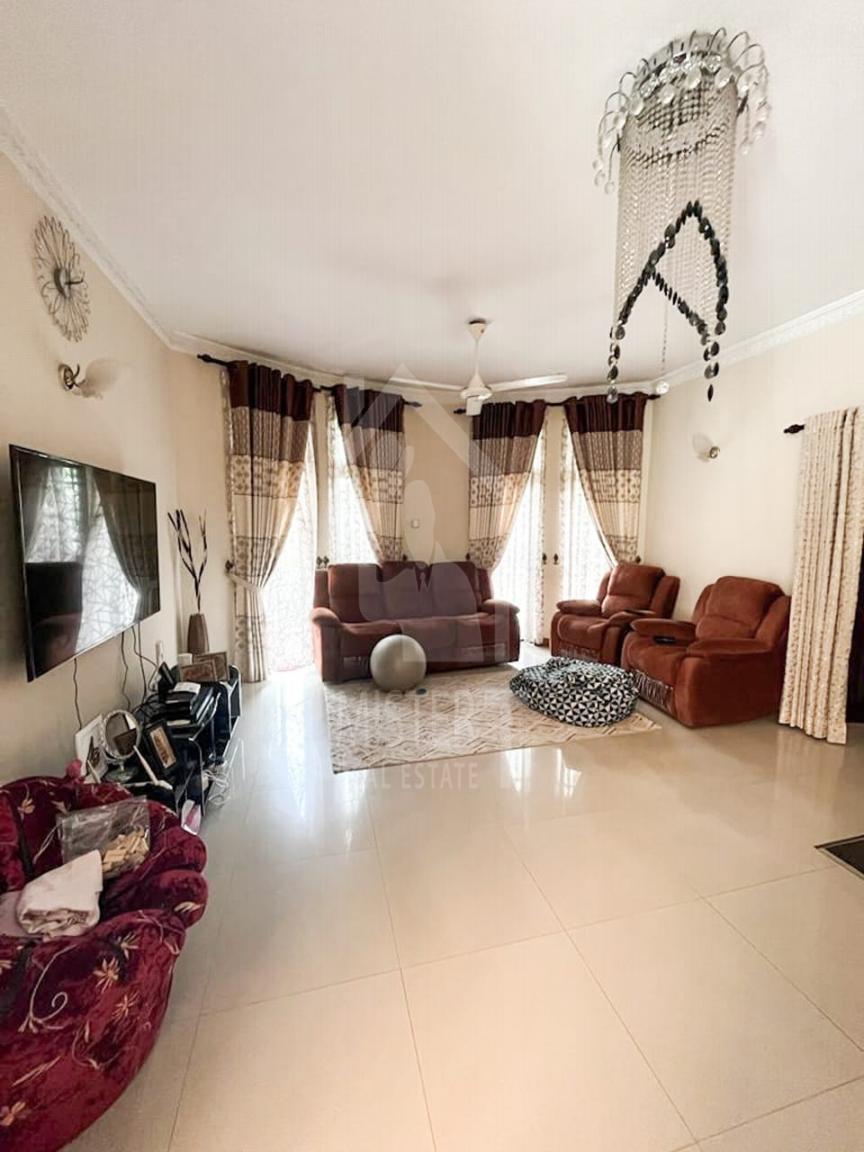 House For Sale In Rajagiriya- image 2