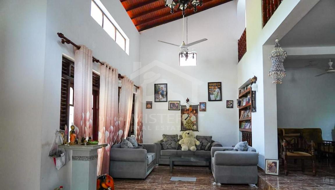 House for Sale in Battaramulla- image 2