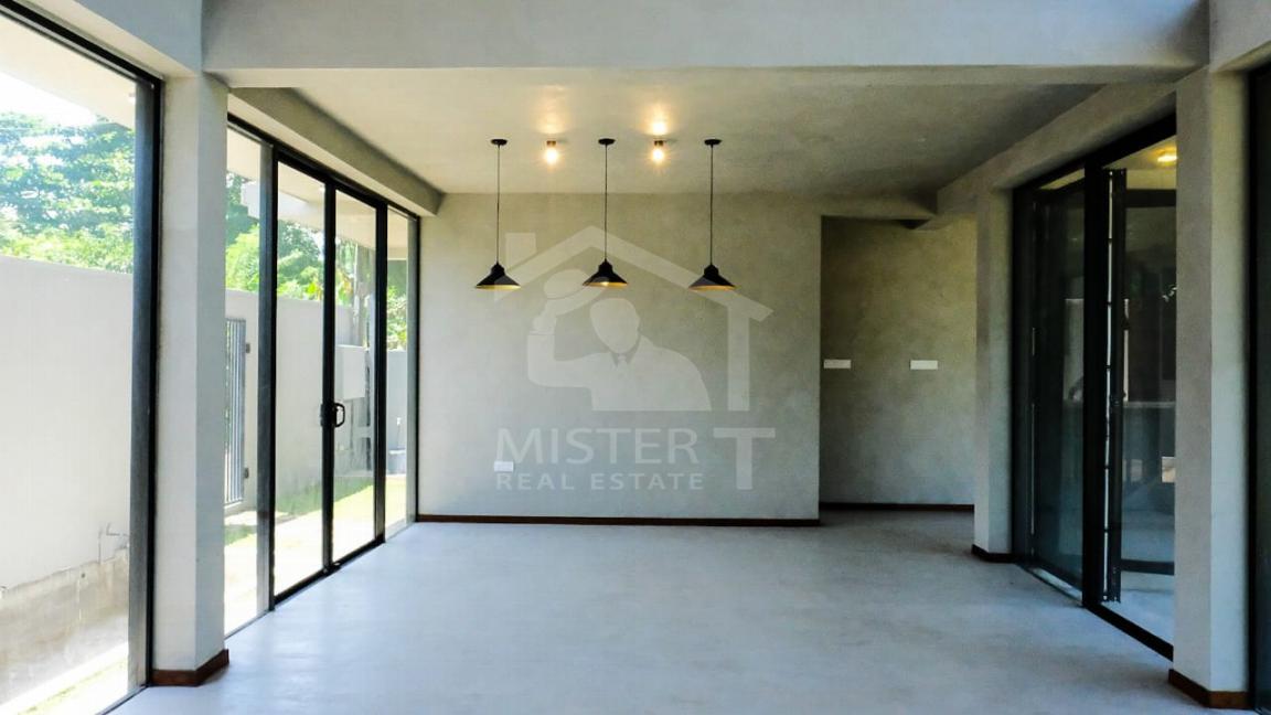 Villa for Sale in Wadduwa- image 2