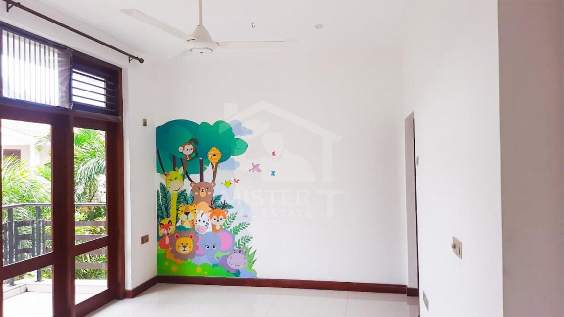 House for Sale in Nugegoda- image 2