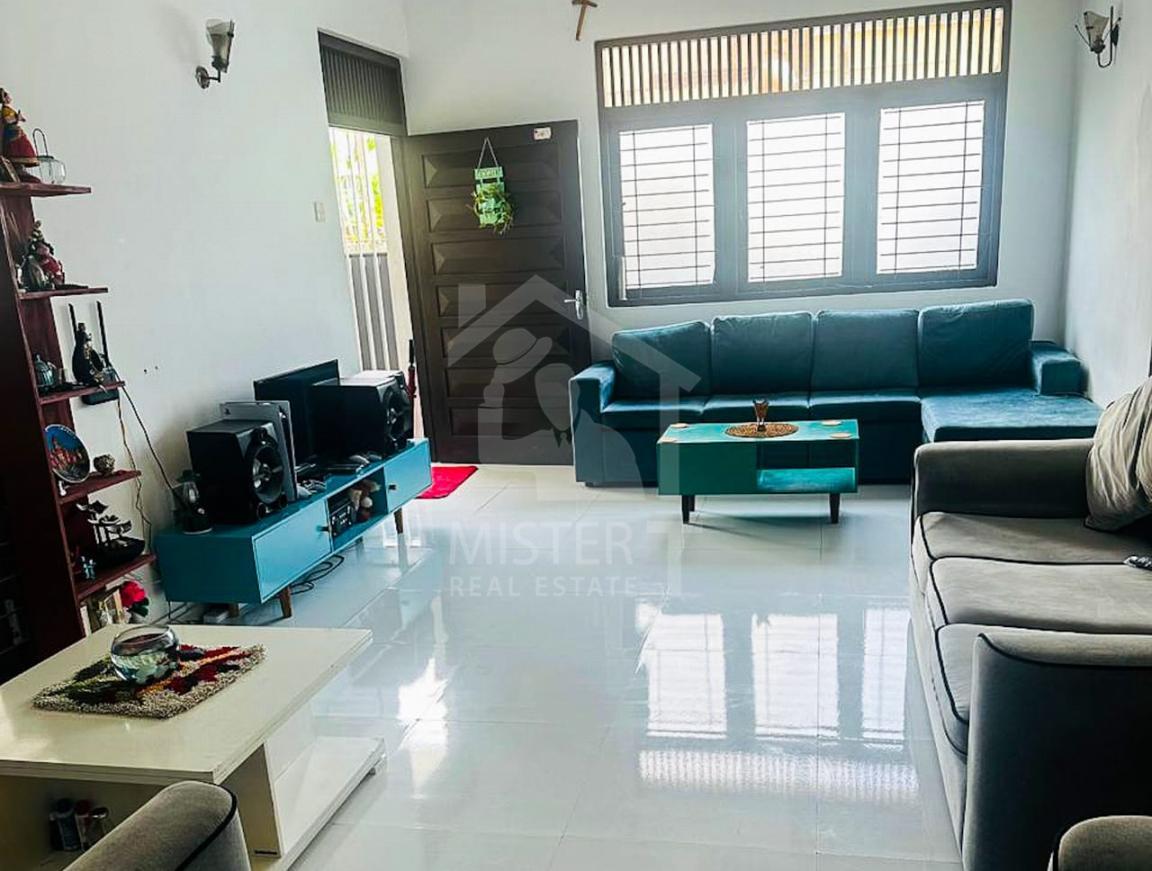 House for Sale in Mount Lavinia- image 2