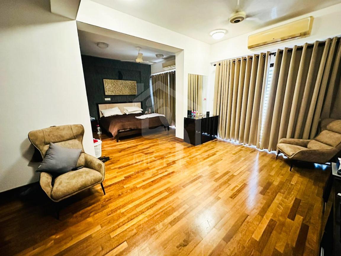 Apartment for Sale at 110 Iconic, Rajagiriya- image 2