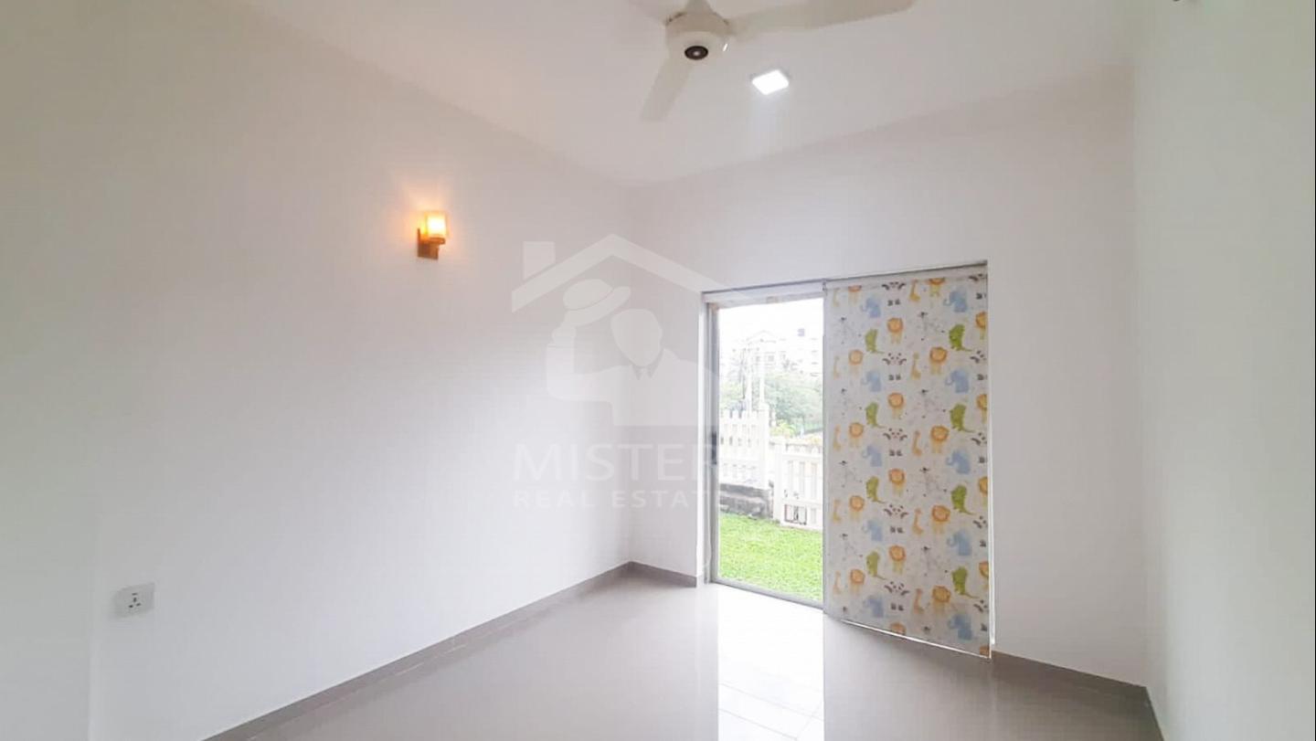 Apartment for Sale at Ariyana Resort- image 2