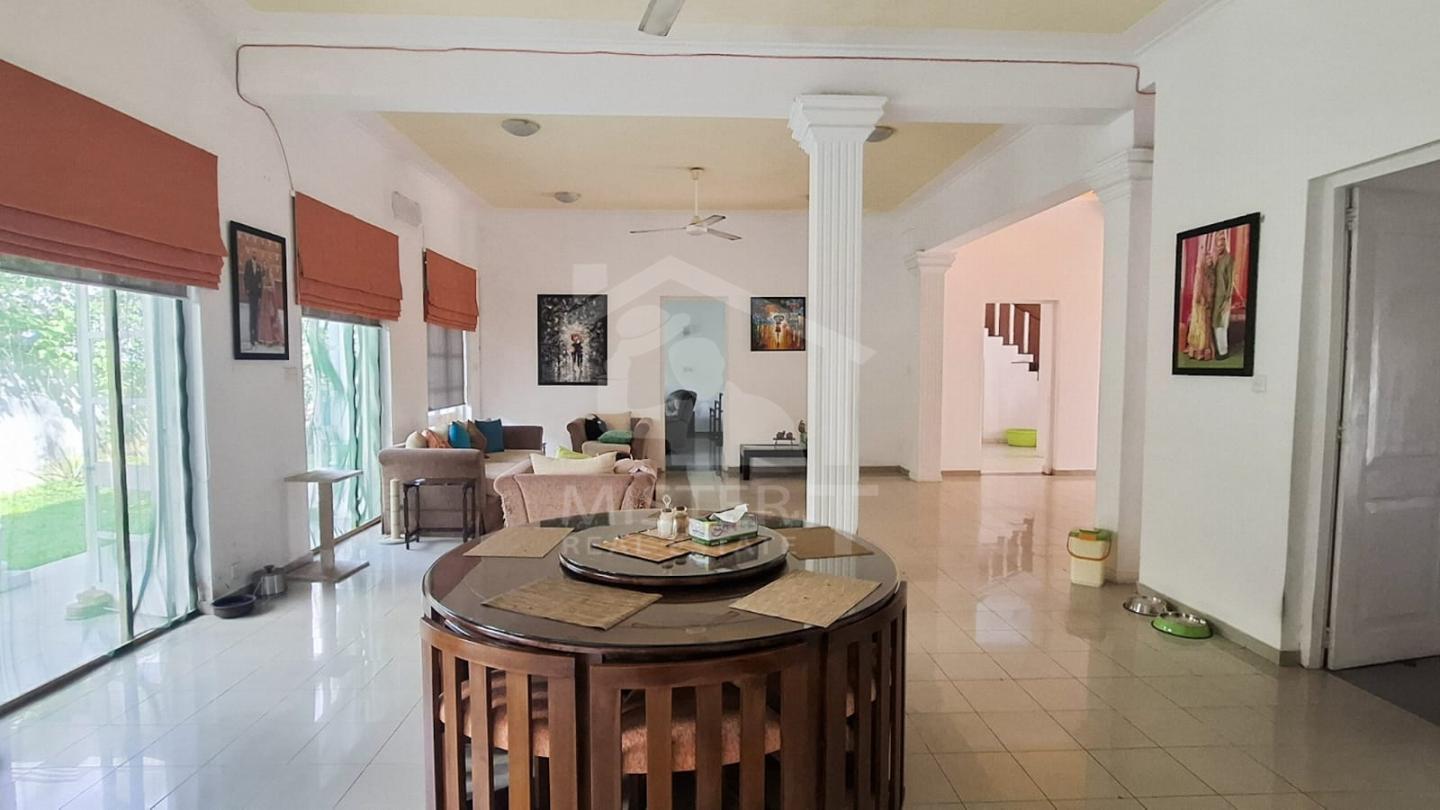 House for Sale in Colombo 08- image 2
