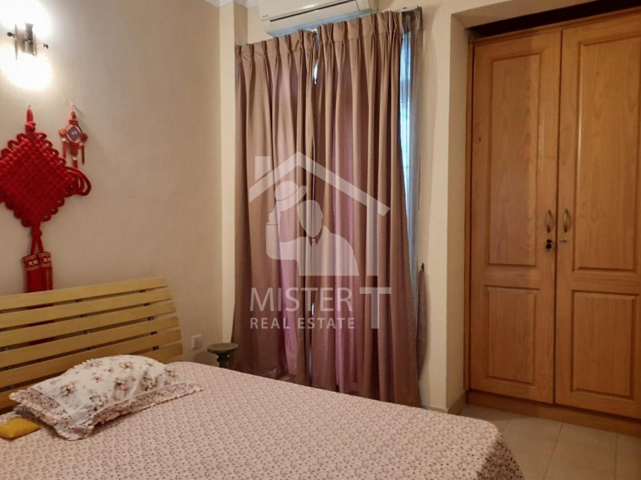 Apartment for Sale at Horton Towers, Colombo 07- image 2