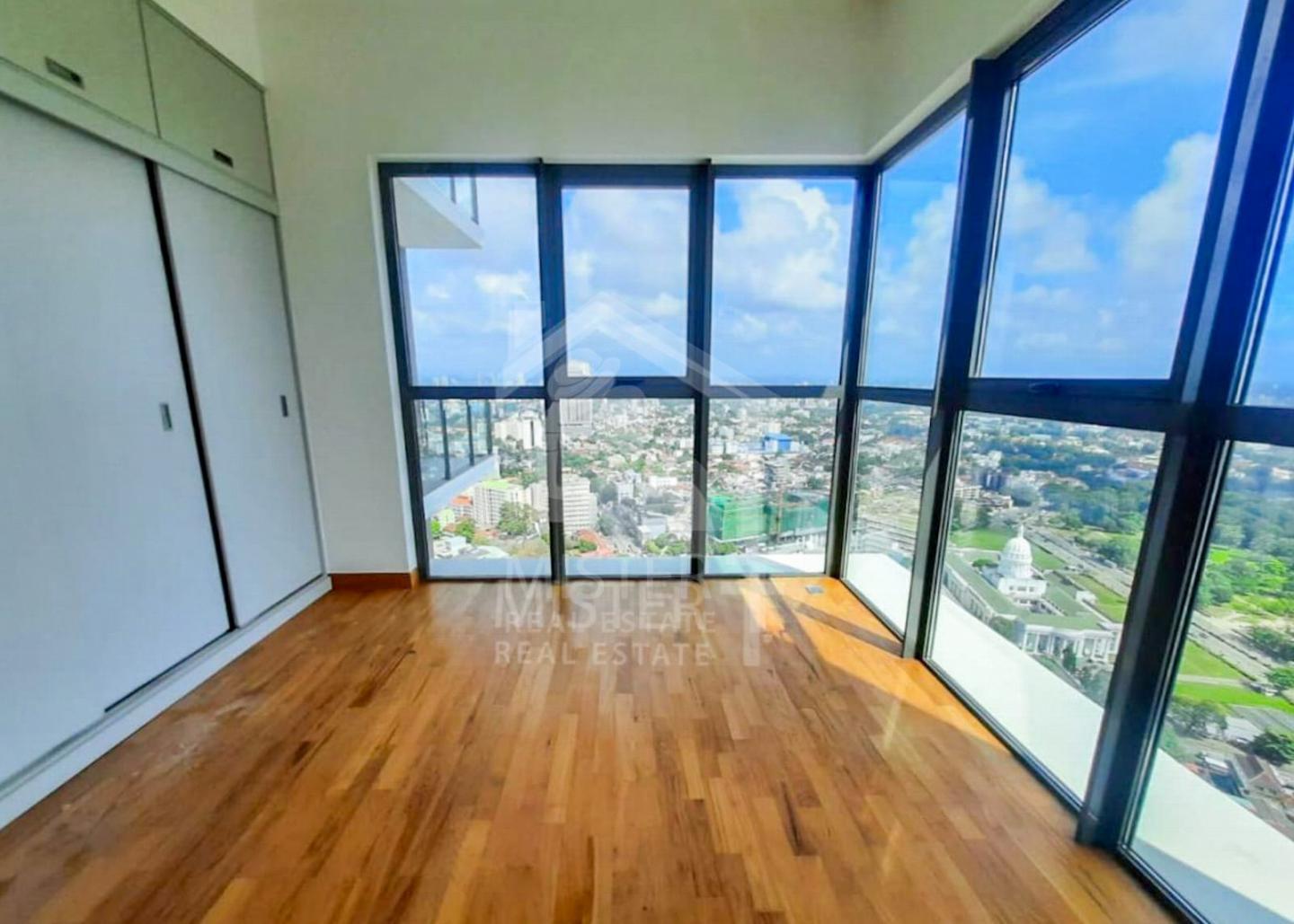 Apartment for Sale at Luna Tower, Colombo 02- image 2