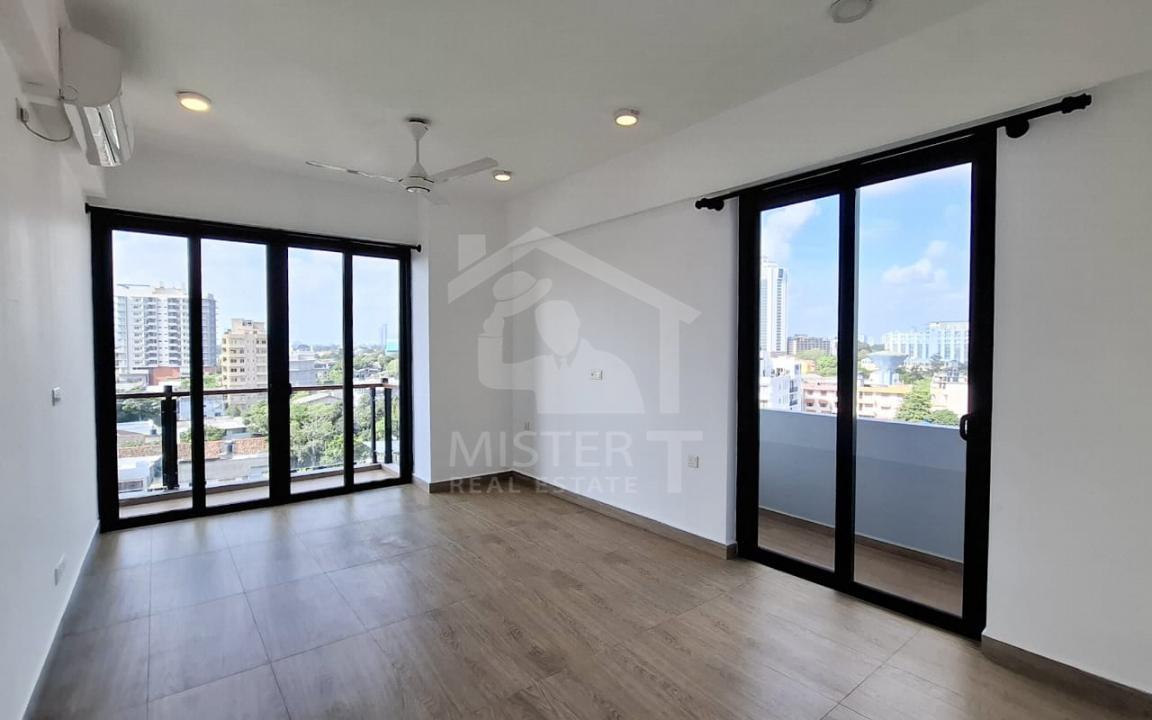 Apartment for Sale at Park Heights, Colombo 05- image 2
