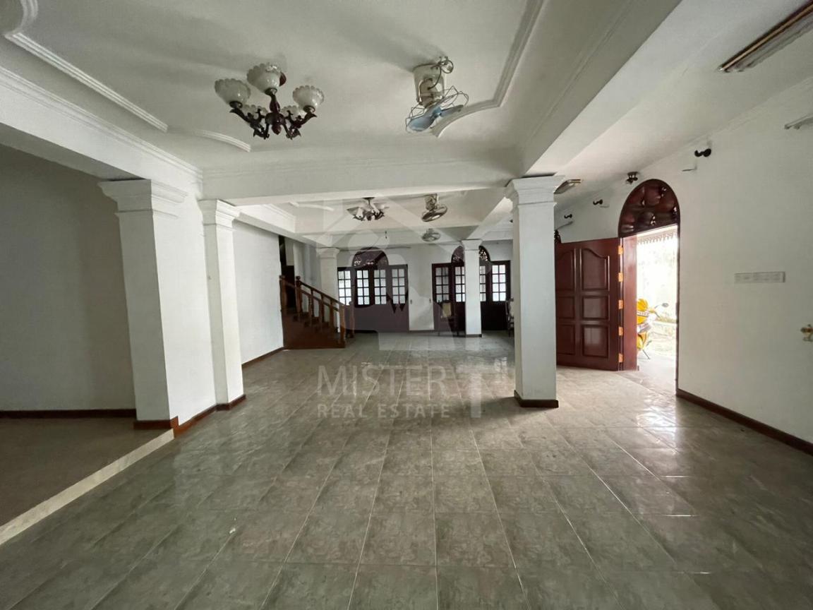 Commercial Property For Sale In Yakkala- image 3