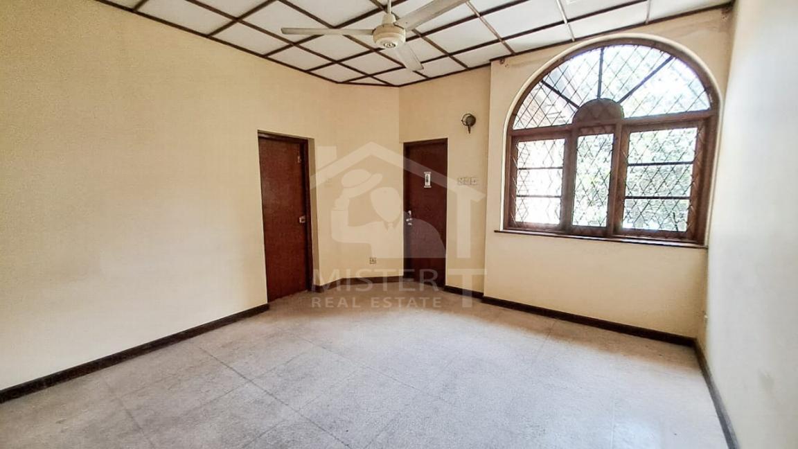 House for Sale in Nugegoda- image 3
