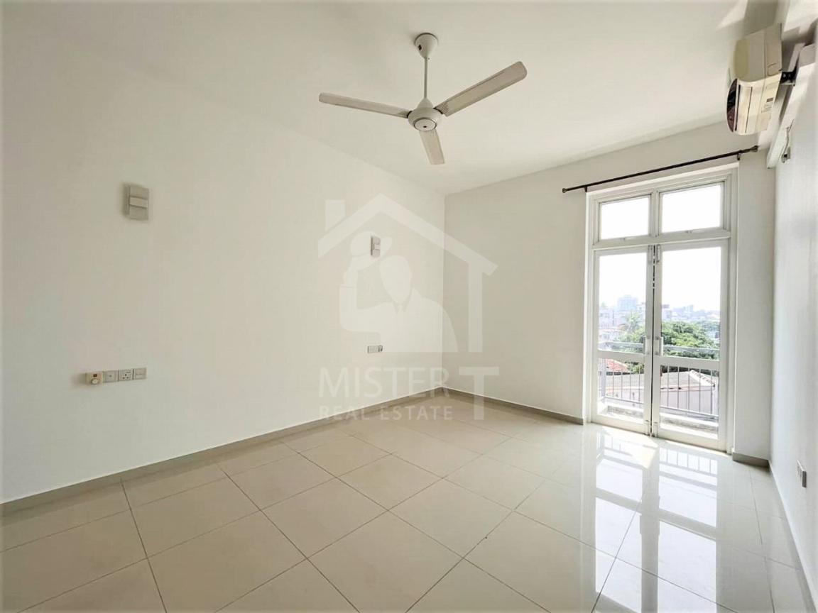 Apartment for Sale at Prime Siebel, Colombo 05- image 3