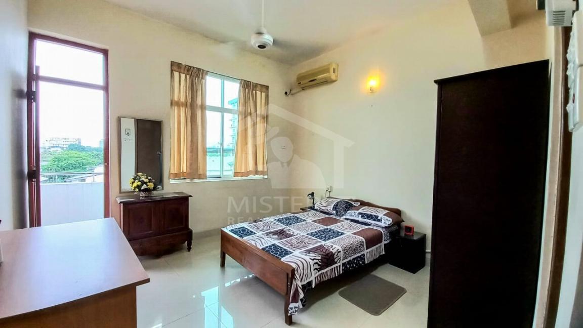 Apartment for Sale at Edward Court, Colombo 05- image 3