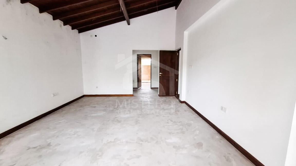 House for Sale in Makola- image 3