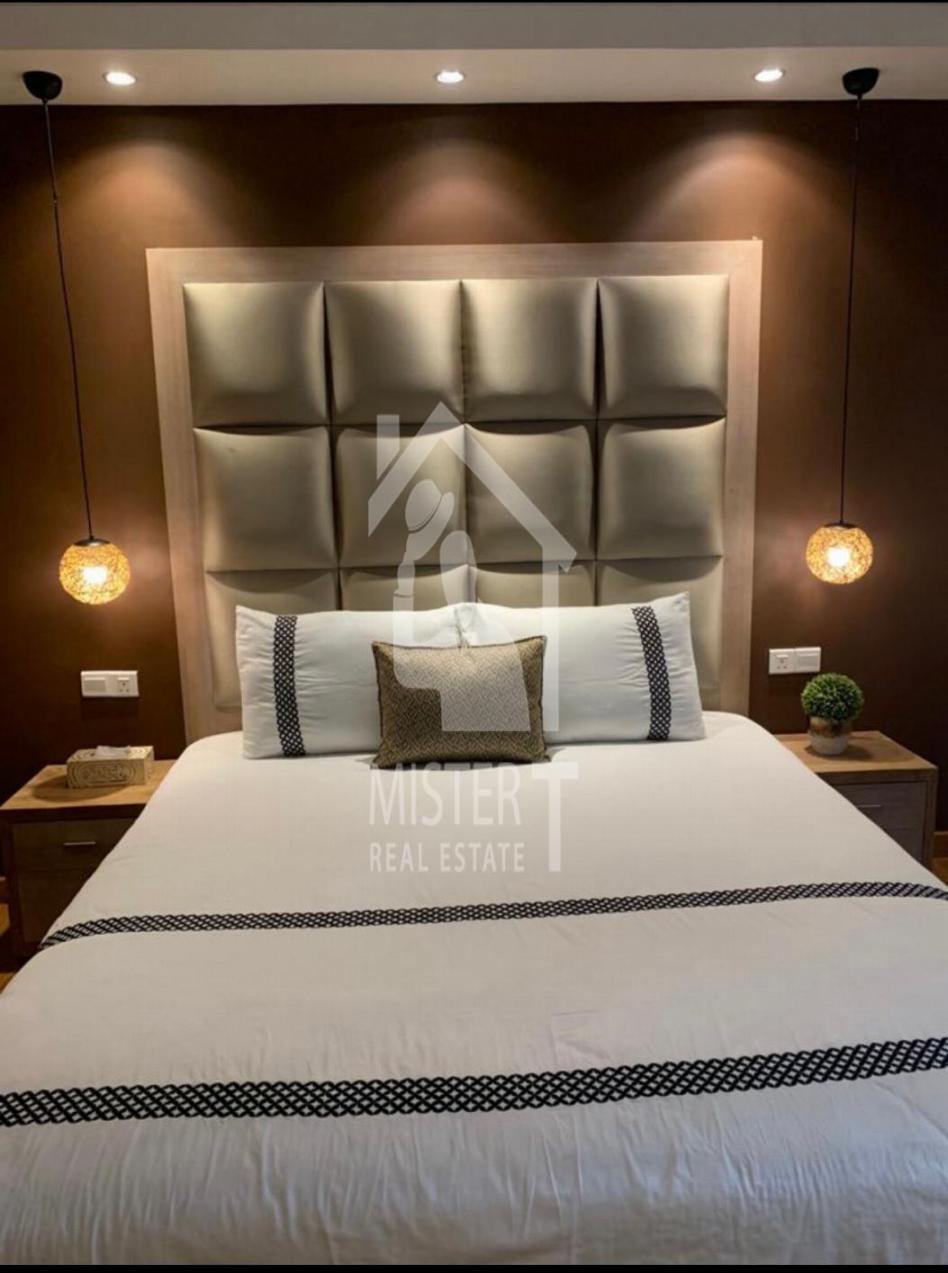 Apartment for Sale at Orwell Residences- image 3