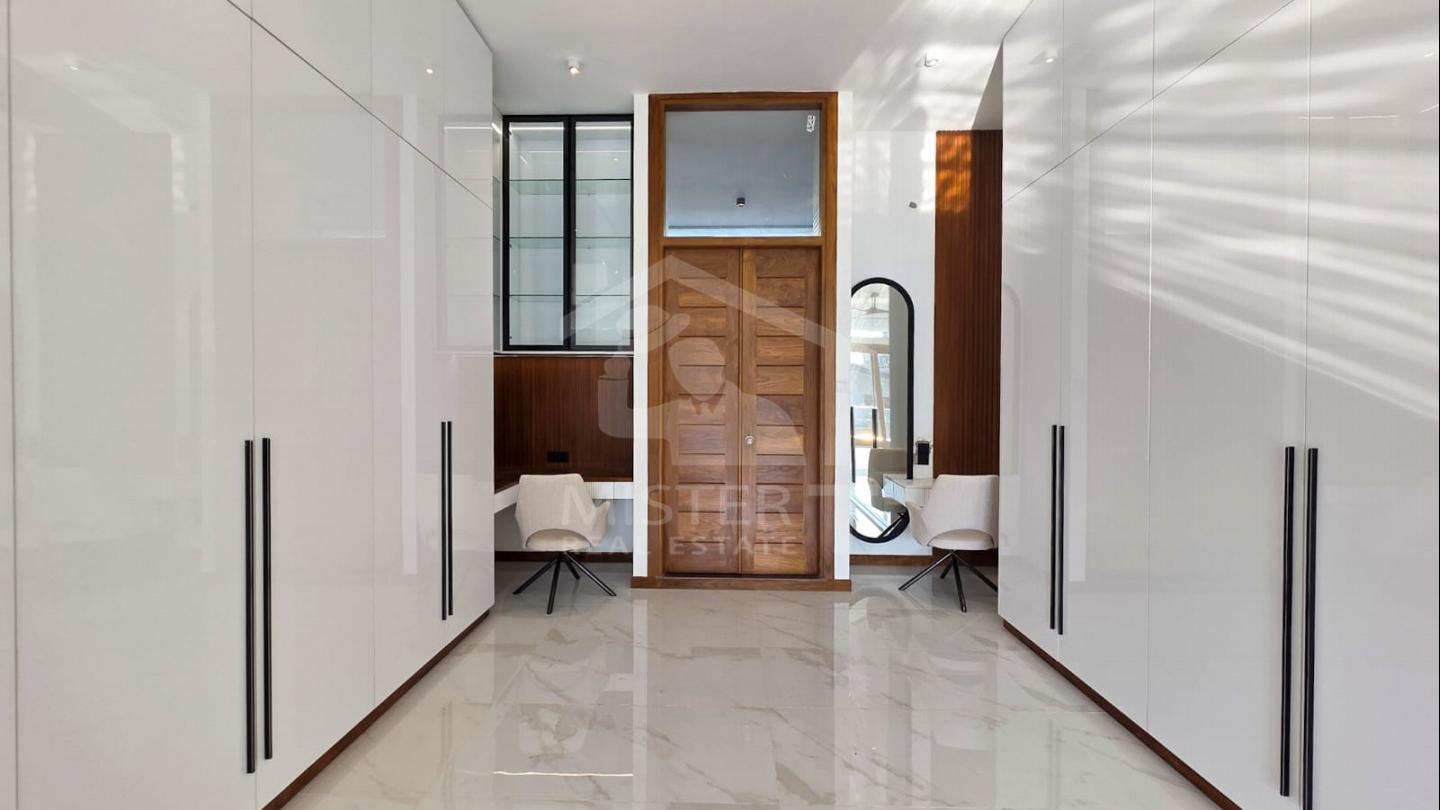 Luxury House for Sale in Rajagiriya- image 3