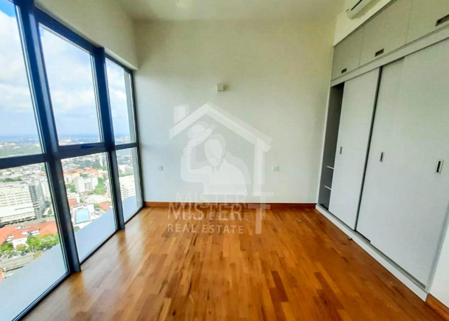 Apartment for Sale at Luna Tower, Colombo 02- image 3