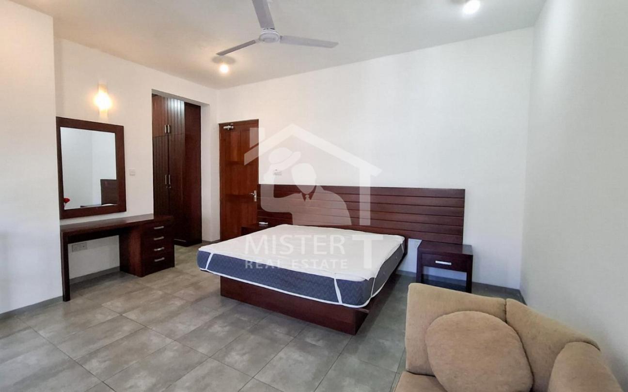 Apartment Building for Sale in Longdon Place- image 3