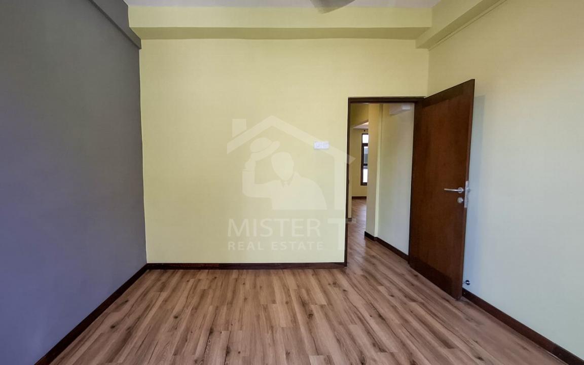 Apartment for Sale at Palmyrah Court, Colombo 03- image 3