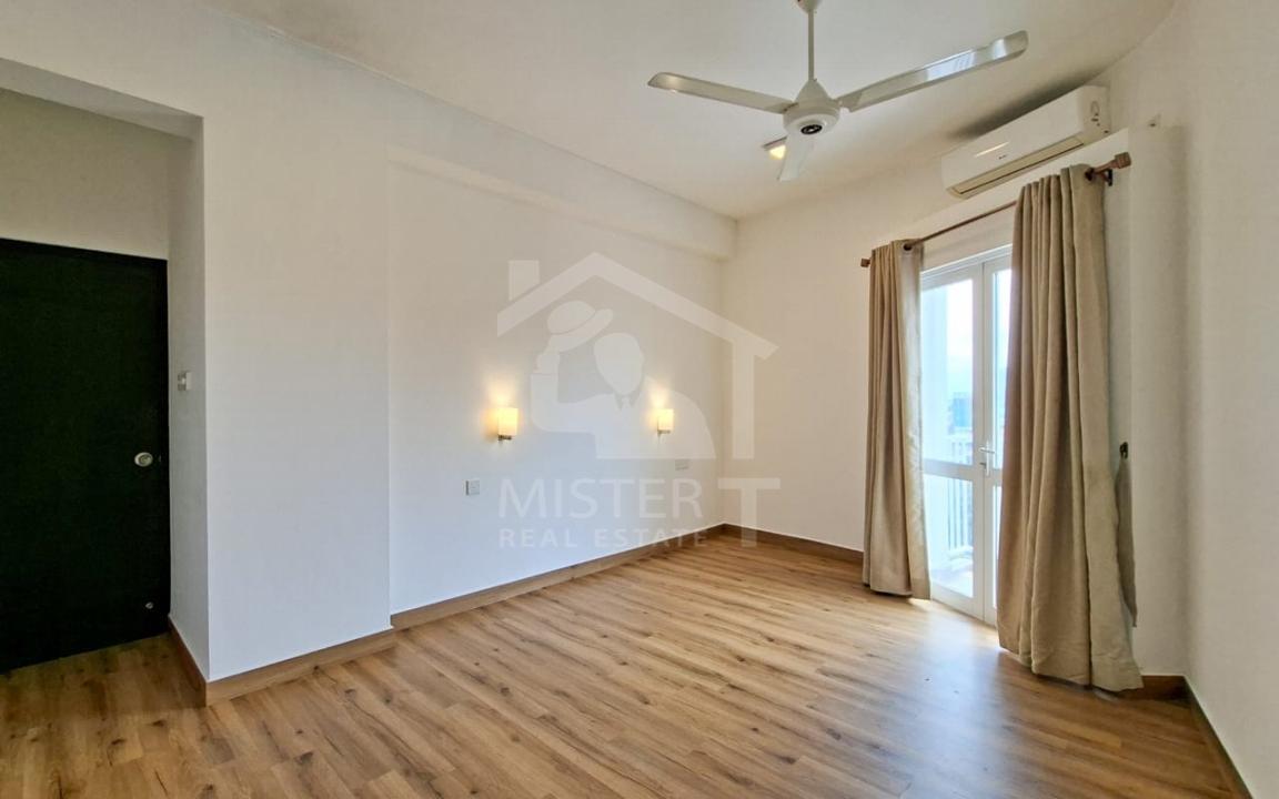 Apartment for Sale at Treasure Trove, Colombo 08- image 3