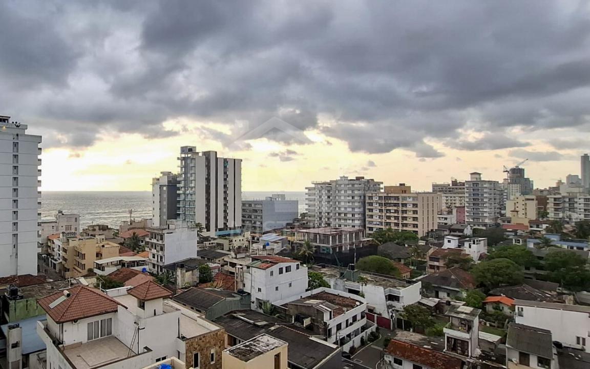 Apartment for Sale in Colombo 06- image 3