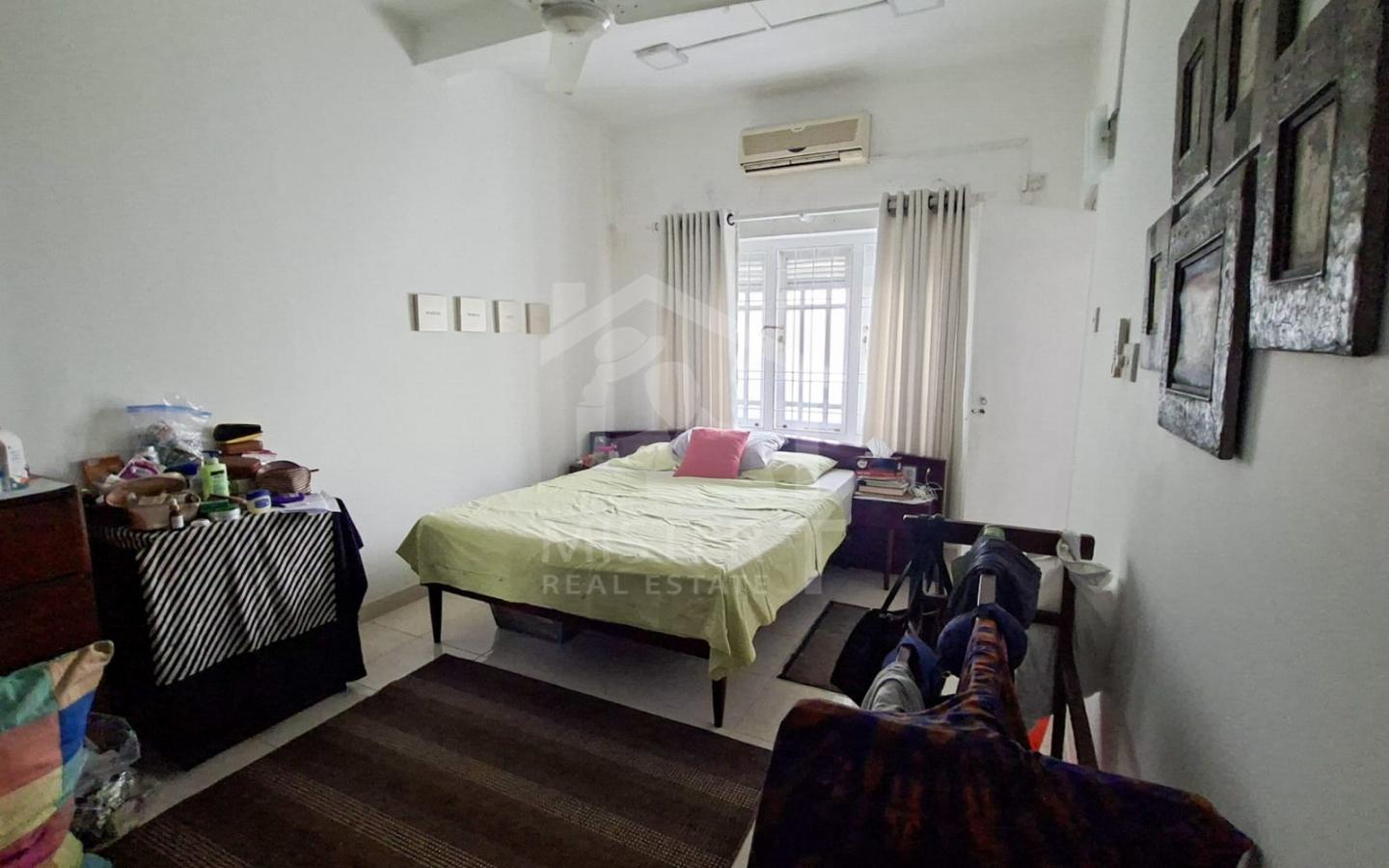 House for Sale in Colombo 05- image 3