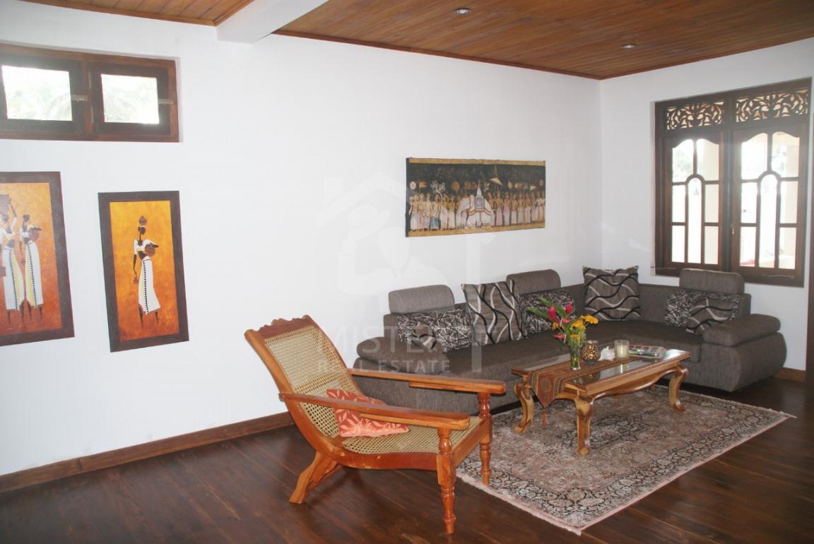 Villa For Sale- image 4