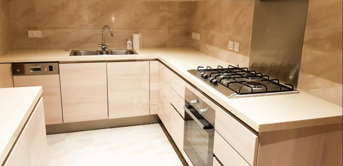 Apartment for Sale at The Residences, Colombo 02- image 4