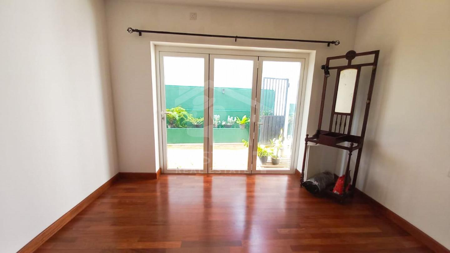 House for Sale in Thalangama- image 4