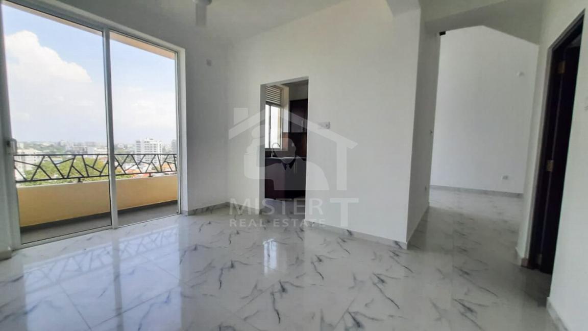 Duplex for Sale at Grand Apartment in Colombo 06- image 4