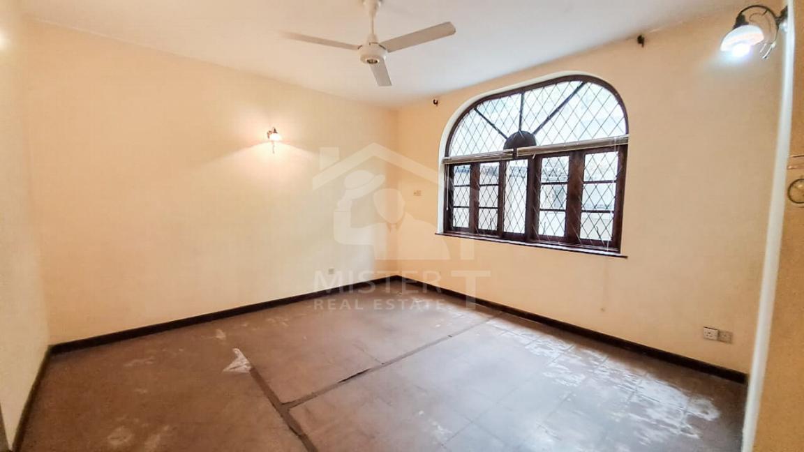 House for Sale in Nugegoda- image 4