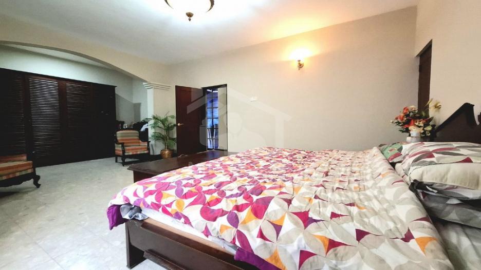 House for Sale in Colombo 07- image 4