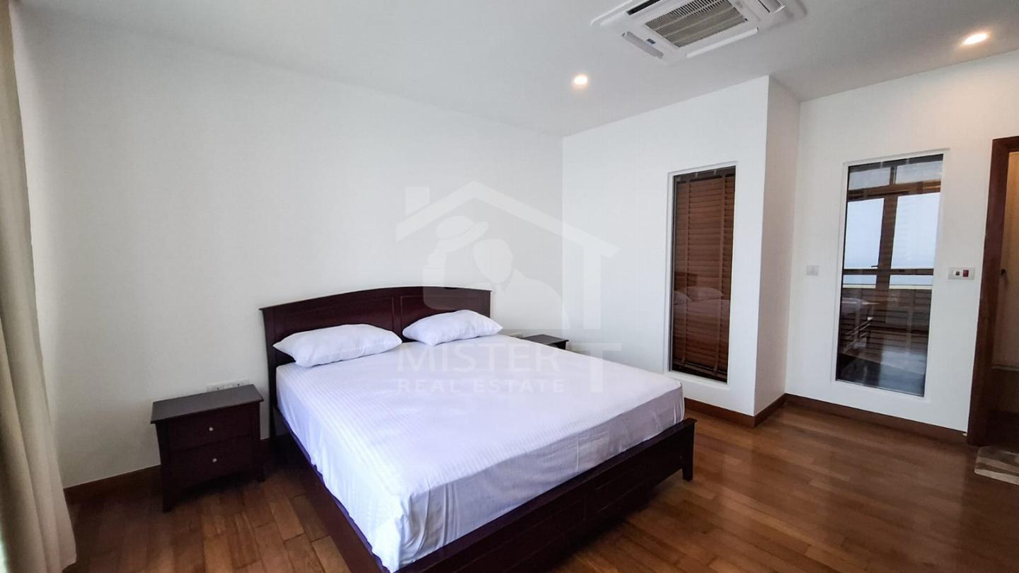 Luxury Duplex For Sale at Platinum One Suites- image 4