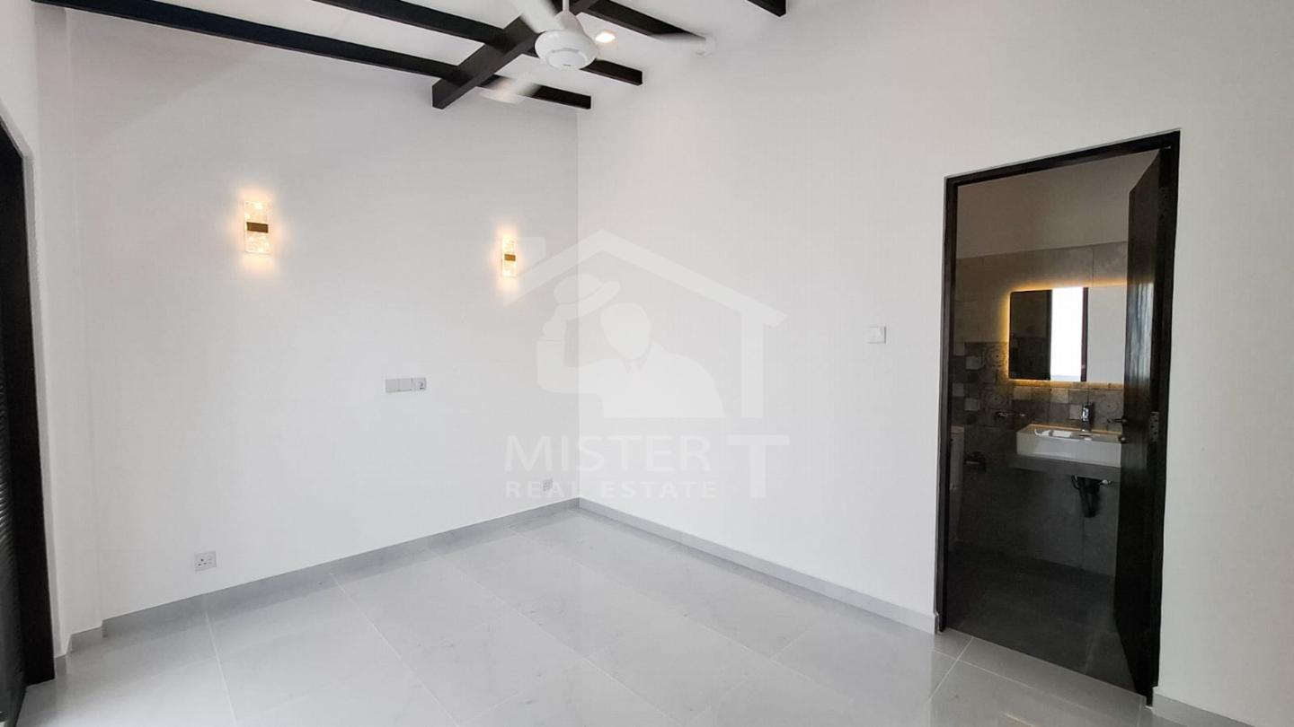 House for Sale in Athurugiriya- image 4