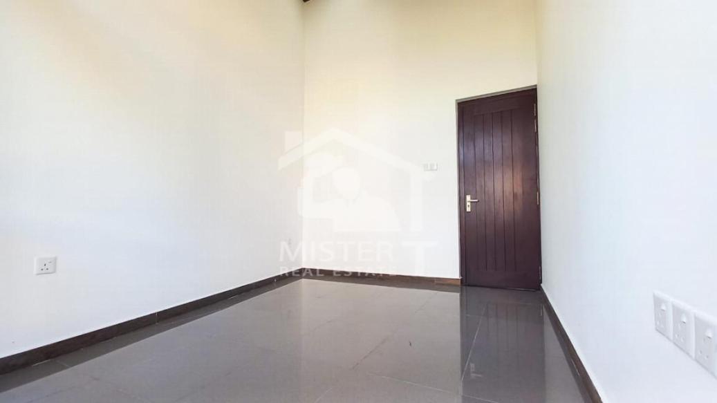 House for Sale in Kaduwela- image 4