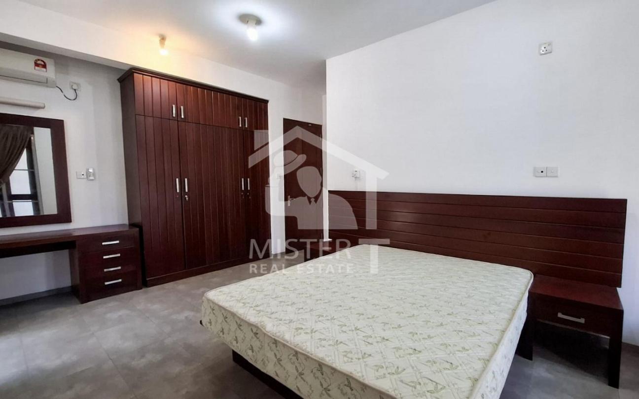 Apartment Building for Sale in Longdon Place- image 4