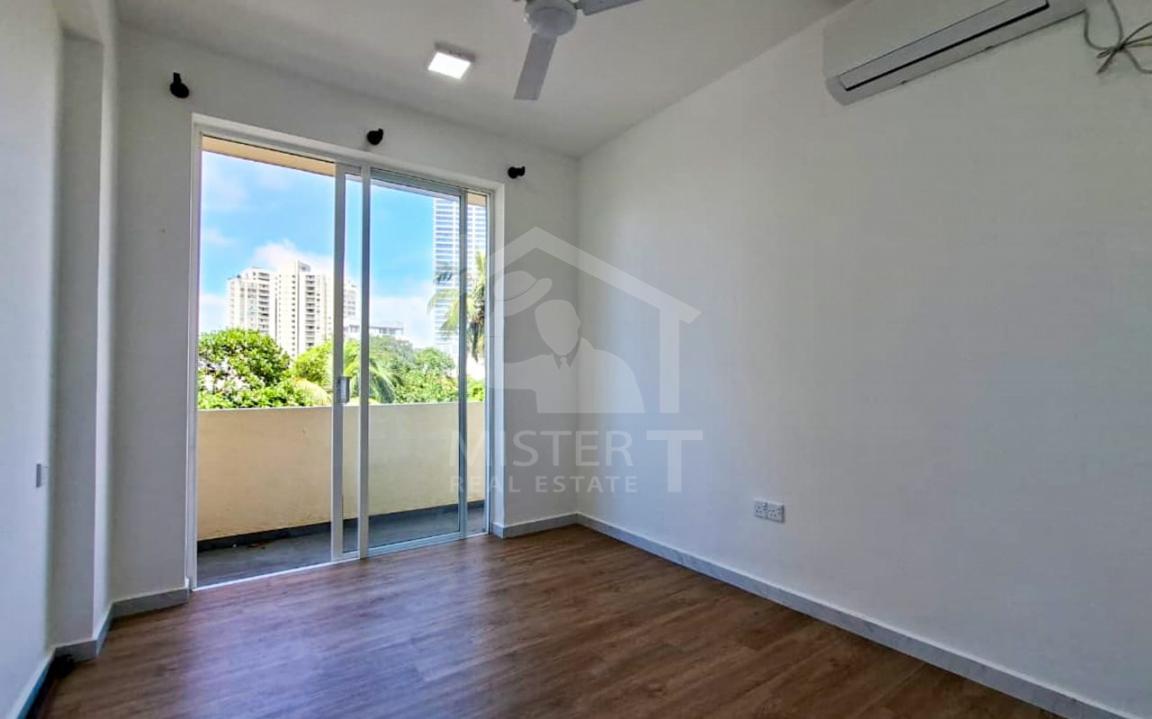 Apartment for Sale at Grand Tower, Colombo 06- image 4