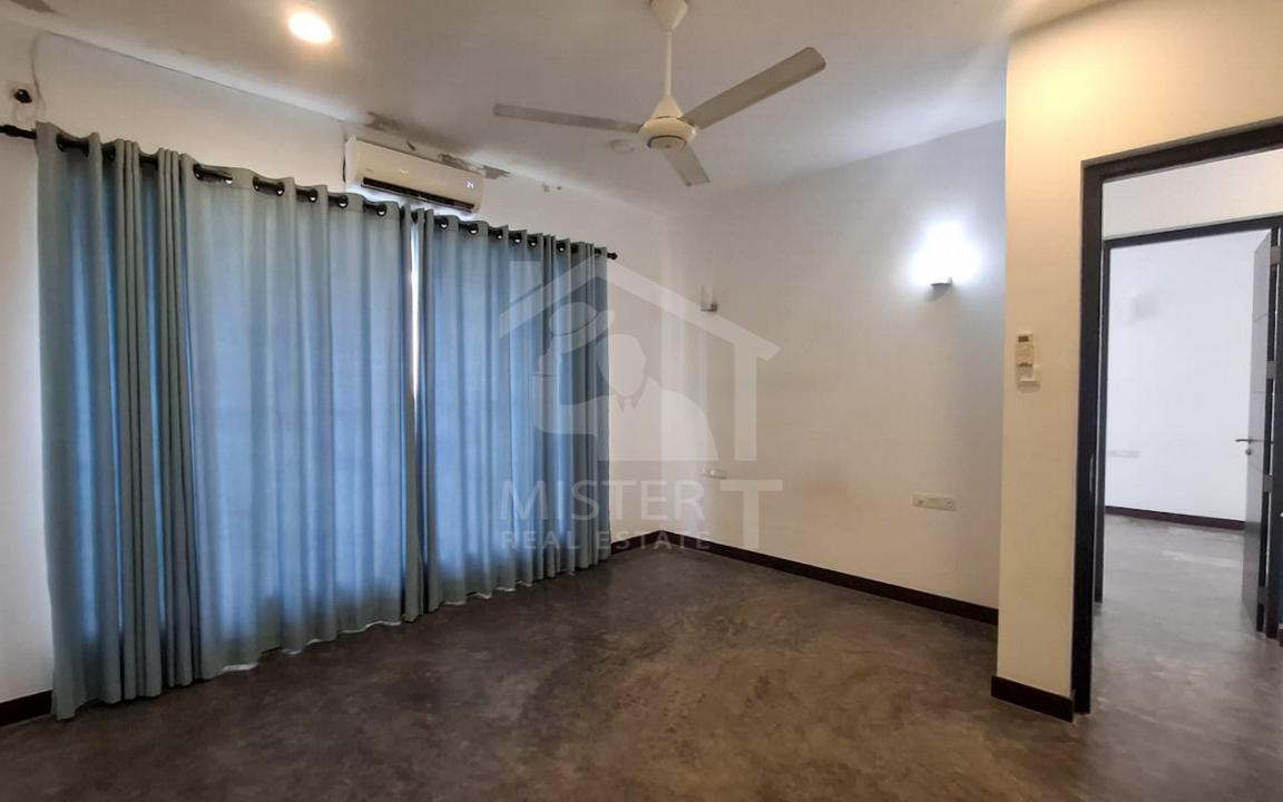 House for Sale in Pelawatta- image 4
